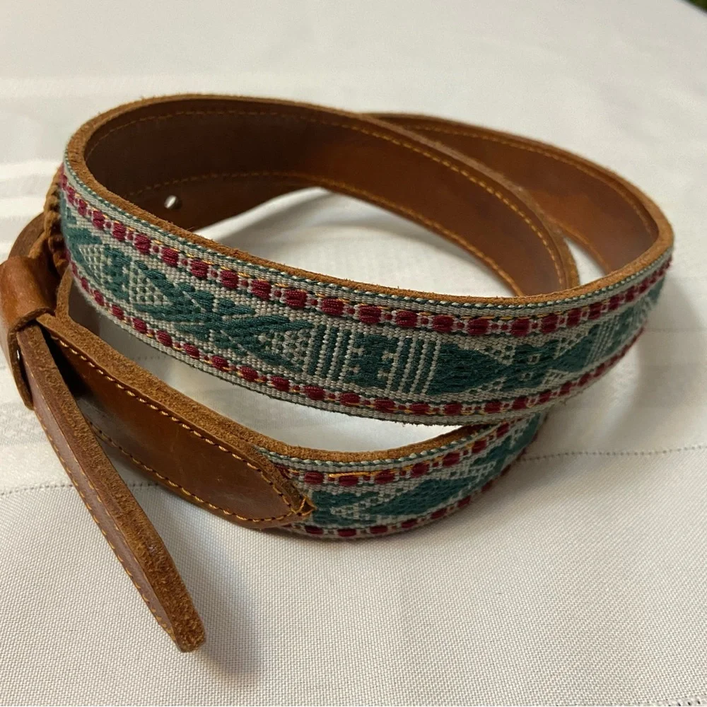 Southwestern Aztec Womens Tapestry Inlaid Leather Belt -size 34